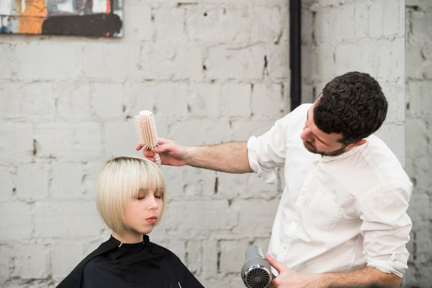medium short hair with curtain bangs